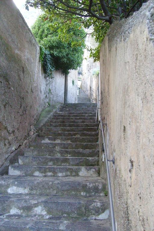 Sea Breeze House Daire Amalfi Oda fotoğraf